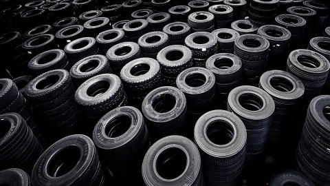 Banden-voorraad-close-up-2