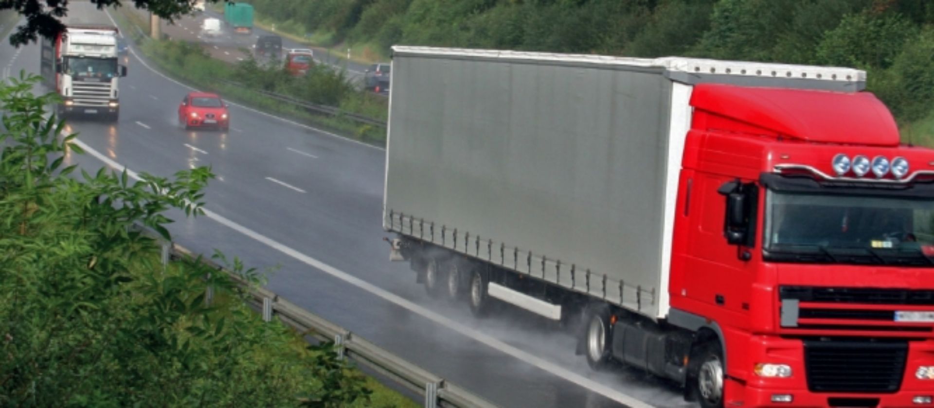 Essentiële informatie voor de vrachtwagen- en trailerband